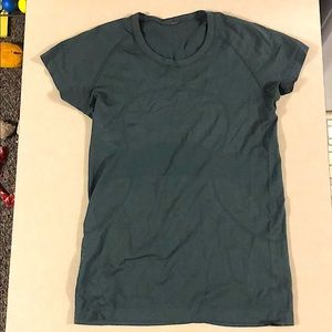 lululemon women’s swiftly tech short sleeve
